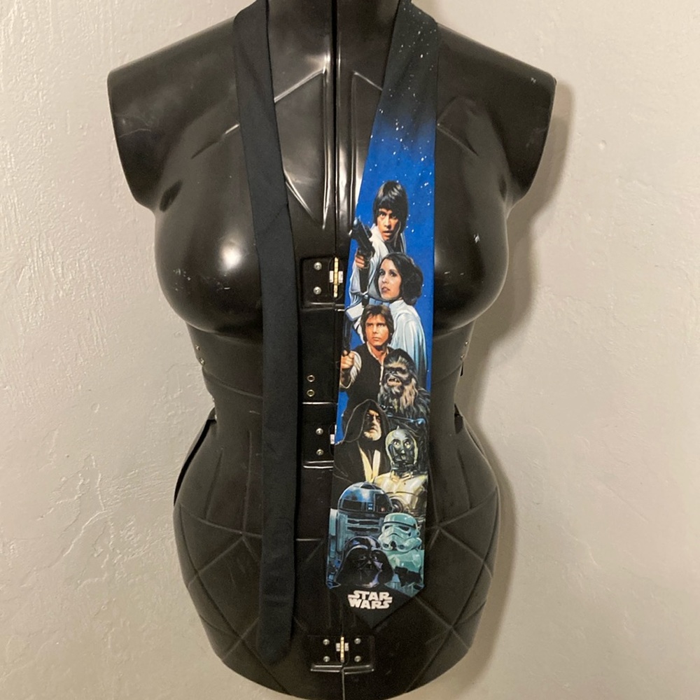 Wally Wear Original Star Wars Characters Men’s Tie